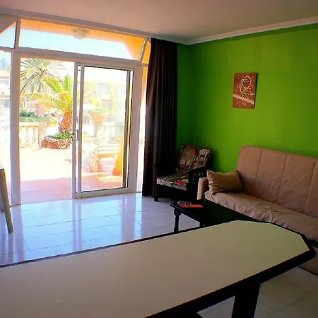 La Piramide Apartment