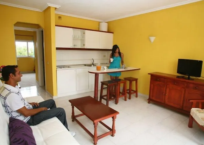 La Piramide 3* Коста-де-Антигуа