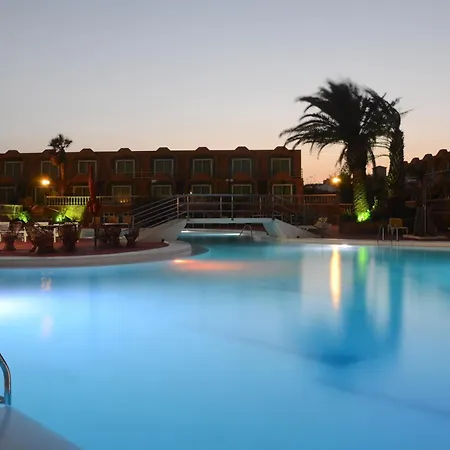 Apartment La Piramide 3*