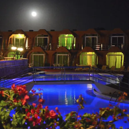 La Piramide Apartament Costa De Antigua