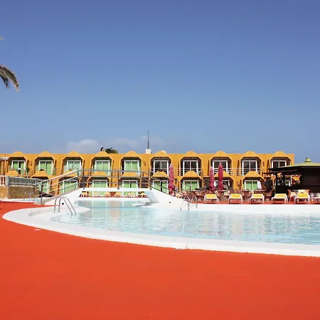 La Piramide Apartament 3*