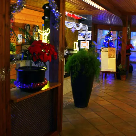 La Piramide Apartament 3*