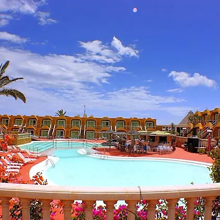 La Piramide Appartement 3*