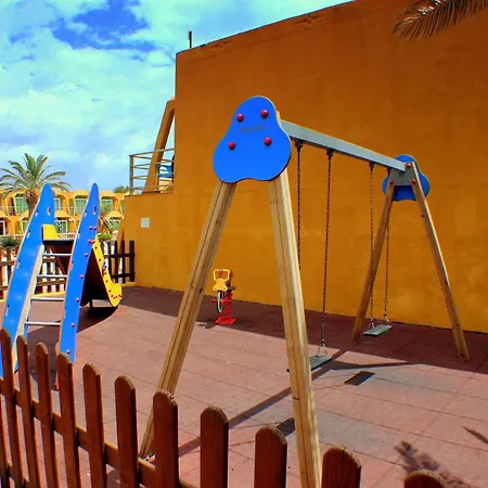 Apartment La Piramide 3*